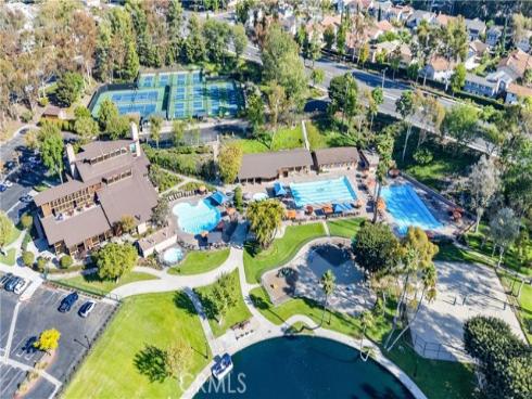 21886  Winnebago  , Lake Forest, CA
