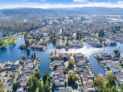 21886  Winnebago  , Lake Forest, CA