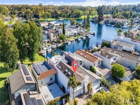 21886  Winnebago  , Lake Forest, CA