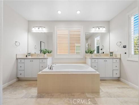 32  Goldenrod  , Lake Forest, CA