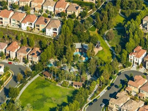 32  Goldenrod  , Lake Forest, CA