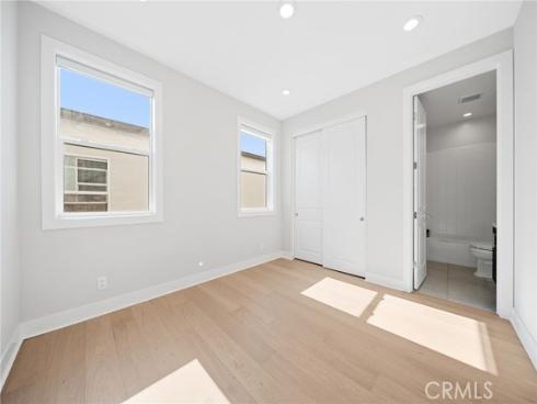 181  Buckeye  , Lake Forest, CA