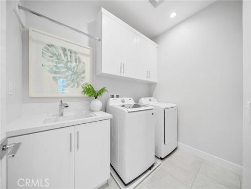 181  Buckeye  , Lake Forest, CA