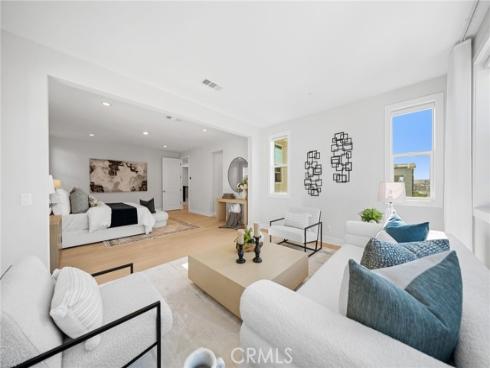 181  Buckeye  , Lake Forest, CA