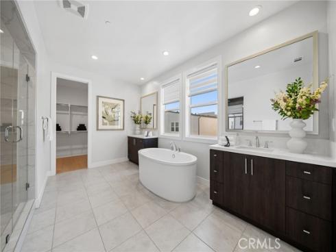 181  Buckeye  , Lake Forest, CA