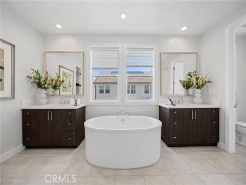 181  Buckeye  , Lake Forest, CA