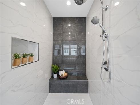 181  Buckeye  , Lake Forest, CA