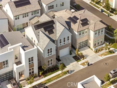 181  Buckeye  , Lake Forest, CA