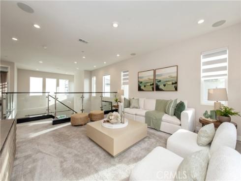 220  Holliston  , Lake Forest, CA