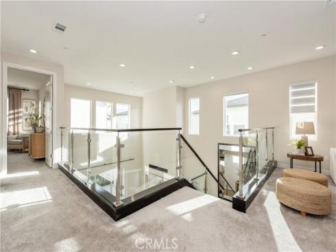 220  Holliston  , Lake Forest, CA