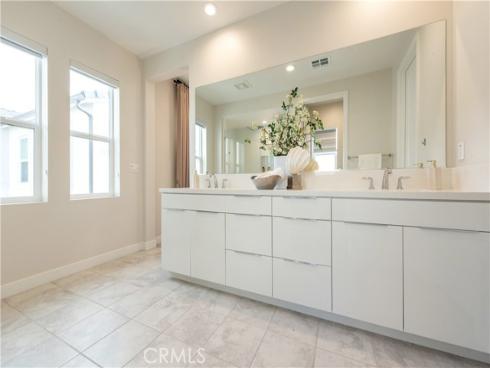 220  Holliston  , Lake Forest, CA