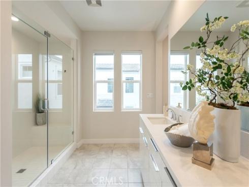 220  Holliston  , Lake Forest, CA