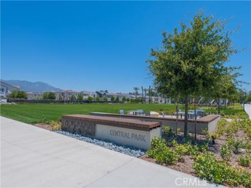 220  Holliston  , Lake Forest, CA