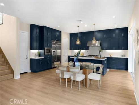 160  Royal  , Lake Forest, CA