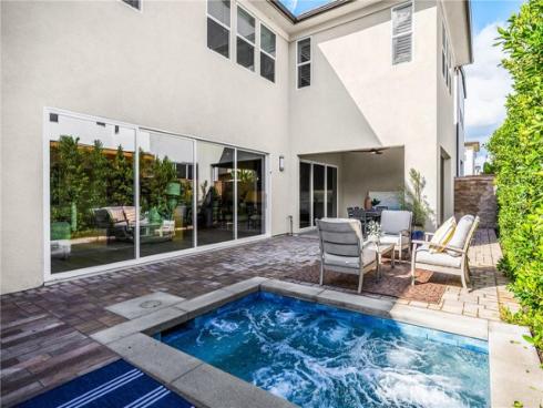 160  Royal  , Lake Forest, CA