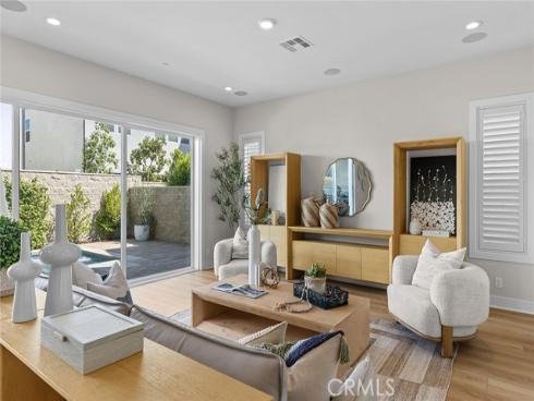 160  Royal  , Lake Forest, CA