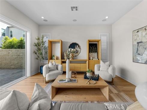 160  Royal  , Lake Forest, CA