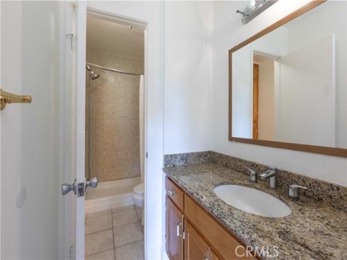 25331  Via Viejo  , Lake Forest, CA