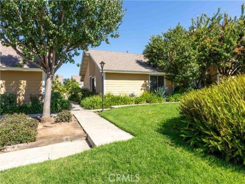 25331  Via Viejo  , Lake Forest, CA