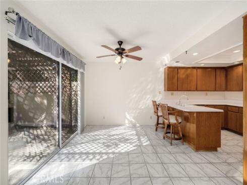 26426  Fox Glen  14 , Lake Forest, CA