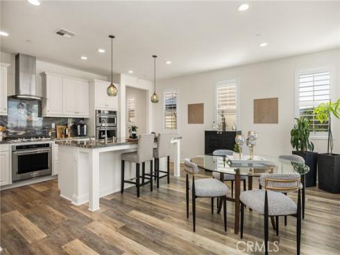 546  Escenico  , Lake Forest, CA