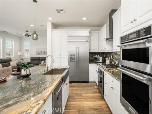 546  Escenico  , Lake Forest, CA