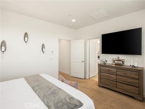 546  Escenico  , Lake Forest, CA