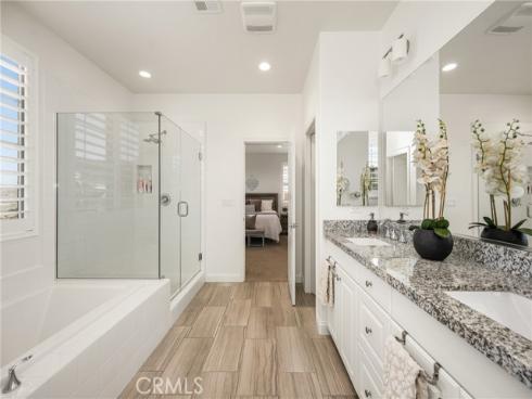 546  Escenico  , Lake Forest, CA