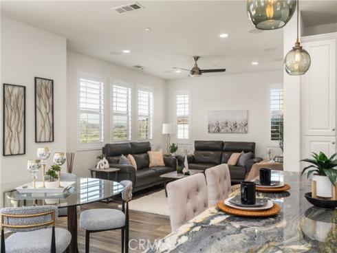 546  Escenico  , Lake Forest, CA