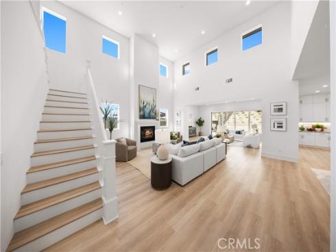 5767 Sunrise Ridge Lane