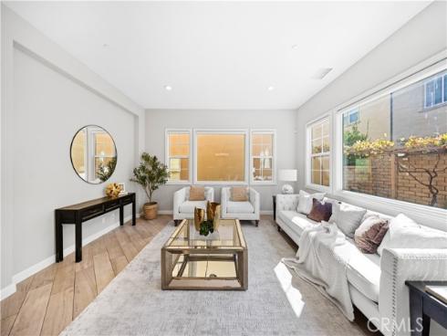 208  Pinnacle  , Lake Forest, CA