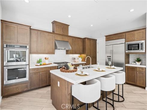 208  Pinnacle  , Lake Forest, CA