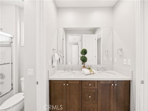 208  Pinnacle  , Lake Forest, CA