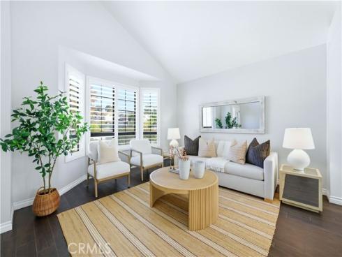 26262  Hesby  , Lake Forest, CA