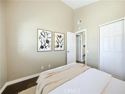 26262  Hesby  , Lake Forest, CA