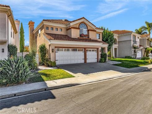 32  Salinas  , Lake Forest, CA