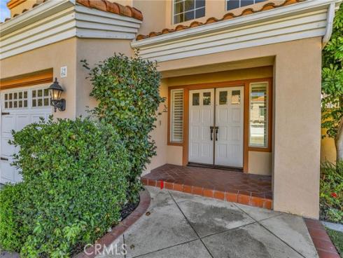 32  Salinas  , Lake Forest, CA