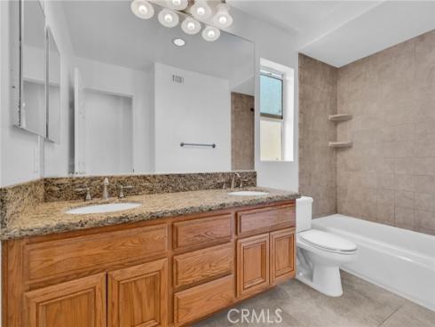 32  Salinas  , Lake Forest, CA