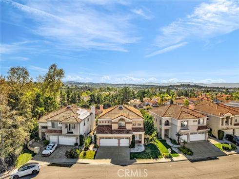 32  Salinas  , Lake Forest, CA