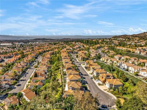 32  Salinas  , Lake Forest, CA