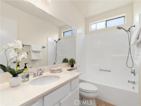 21175  Gladiolos  , Lake Forest, CA