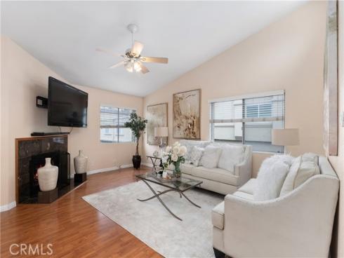 21175  Gladiolos  , Lake Forest, CA