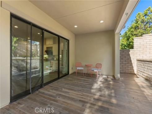 22  Lark  , Lake Forest, CA