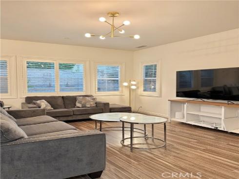 22  Lark  , Lake Forest, CA