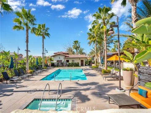 22  Lark  , Lake Forest, CA