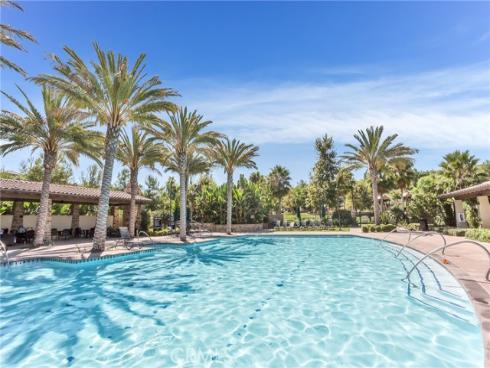 22  Lark  , Lake Forest, CA