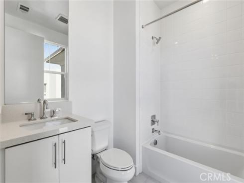 101  Red Oak  , Lake Forest, CA