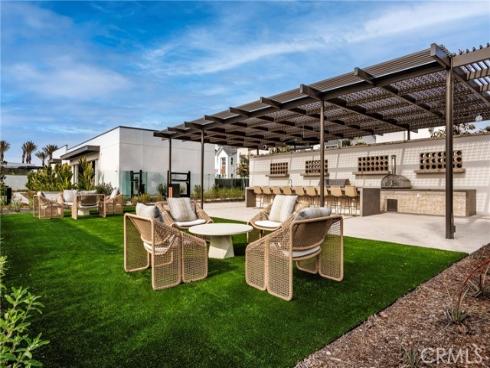 101  Red Oak  , Lake Forest, CA