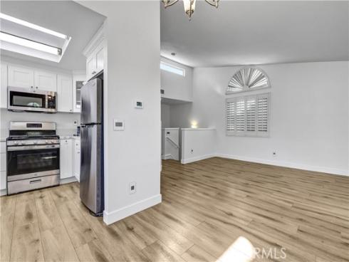 21181  Jasmines  , Lake Forest, CA