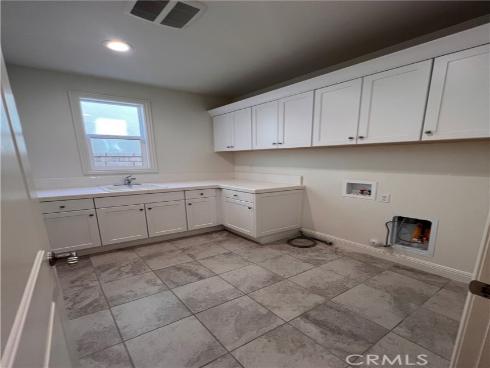 29  Caspian  , Lake Forest, CA